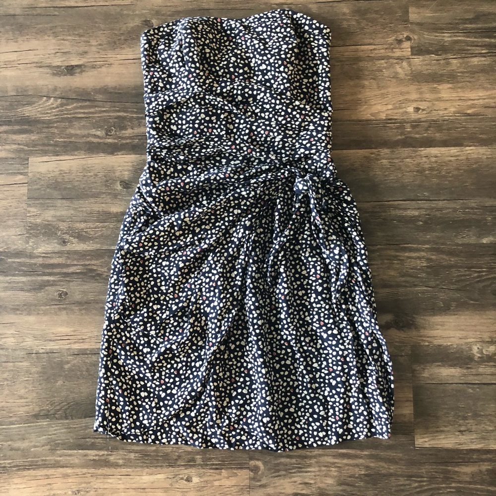 Like new club Monaco Harper silk tie dress